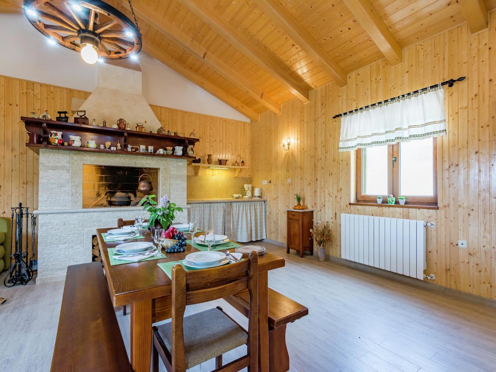 Comfortable In With Pool Appartement *